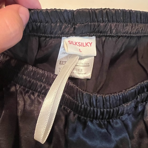 BNWT Pure Silk Silky Pajamas Short PJ Set Black L 100% Mulberry Silk - Picture 10 of 10